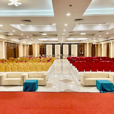 The Elite Lucknow Convention Hotel 외부 사진