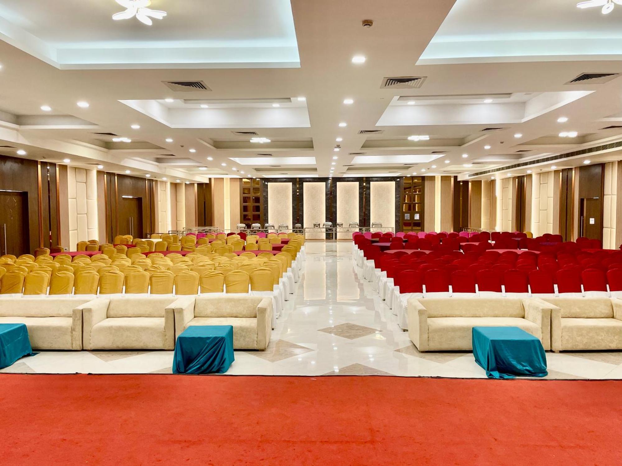 The Elite Lucknow Convention Hotel 외부 사진
